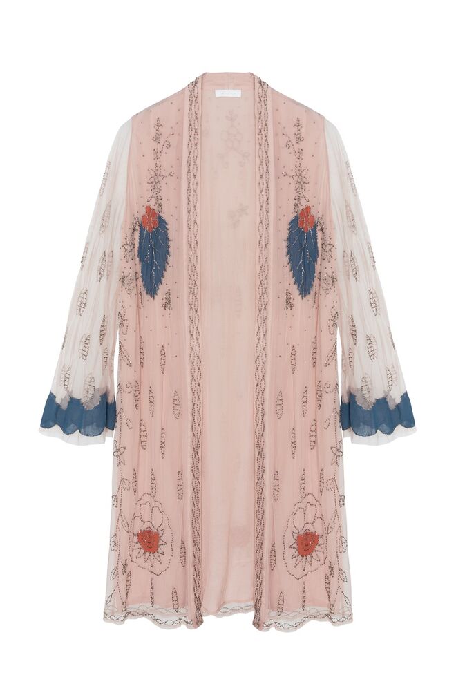 Casaco bordado, €270, Intropia