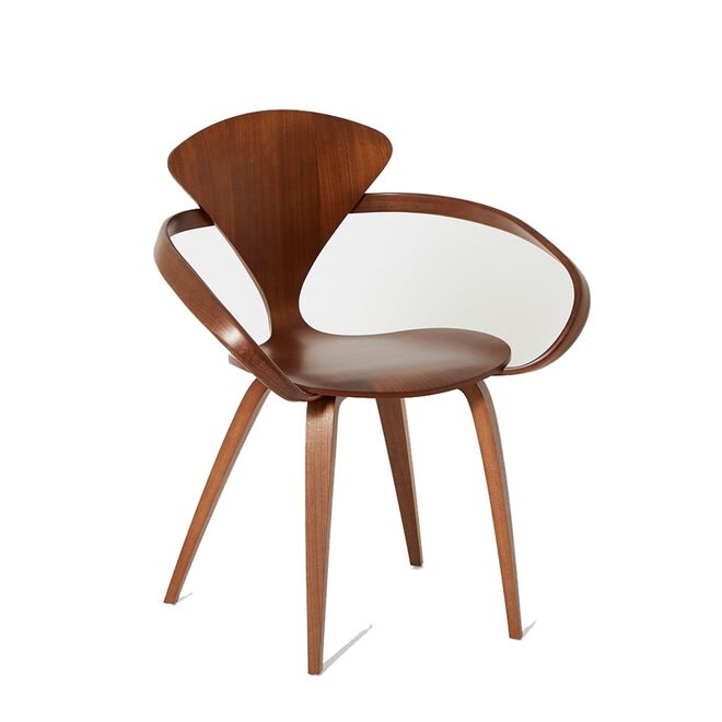 Cadeira Cherner Chair em madeira, €1.272, Norman Cherner, em conranshop.co.uk 