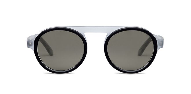 Óculos Rider em acetato, €158, FORA Sunglasses