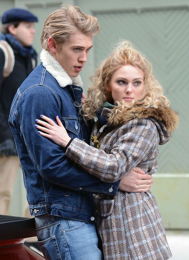 The Carrie Diaries, 2013 a 2014