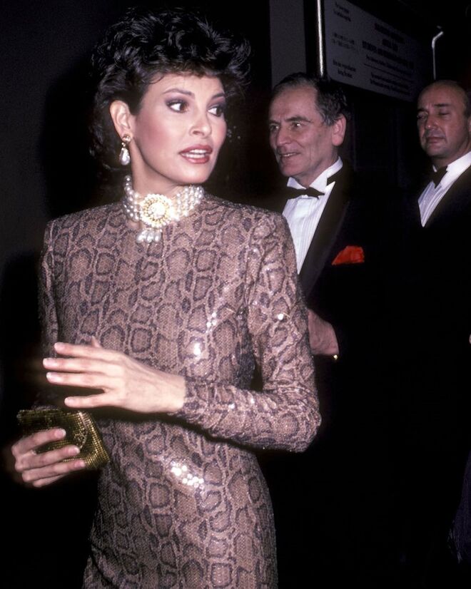 Raquel Welch, 1982: Belle Époque
