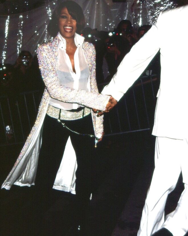 Whitney Houston, 1999: Rock Style