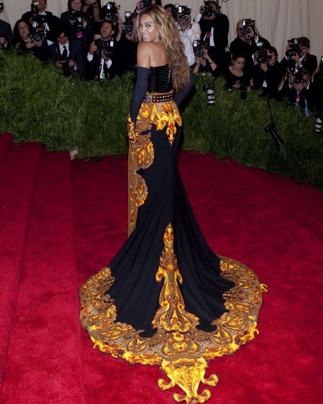 Beyoncé, em Riccardo Tisci for Givenchy, 2013: Punk: Chaos to Couture