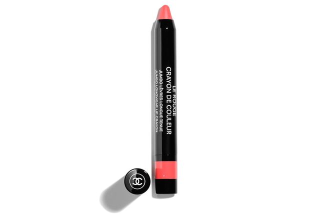 Le Rouge Crayon De Couleur no tom #17 A La Rosée, €34, Chanel