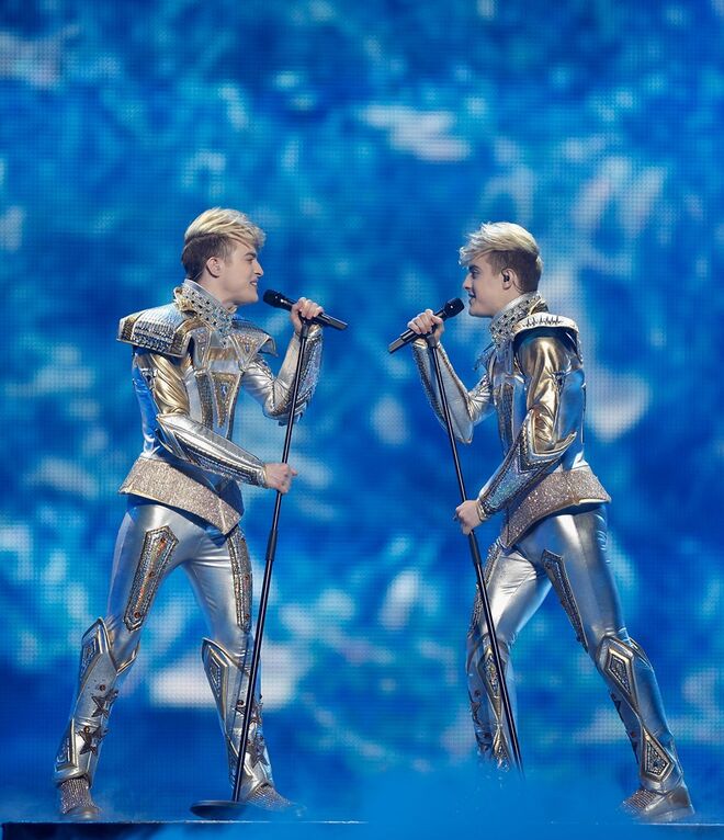 Jedward da Irlanda, na final da Eurovisão 2012