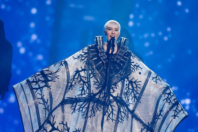 Nina Kraljic da Croácia, na final da Eurovisão 2016