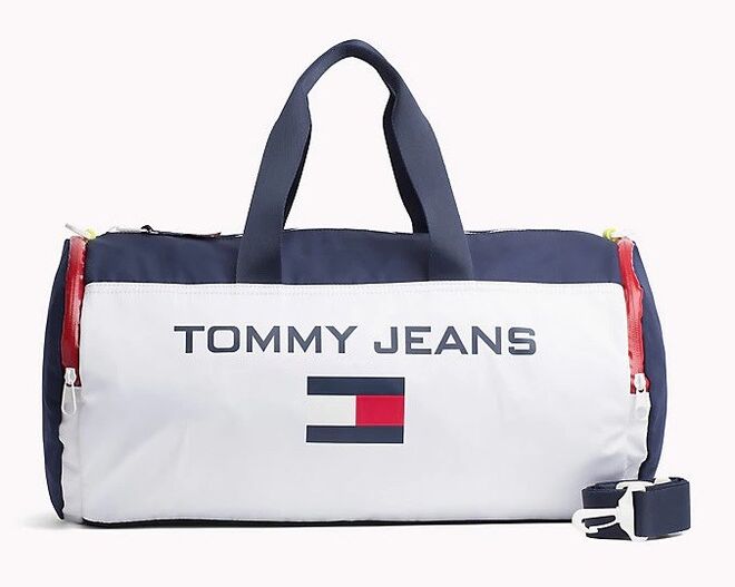 Saco de ginásio, €154.90, Tommy Hilfiger 