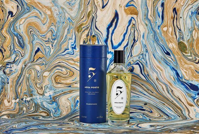 Agua de Colonia 5: Porto, 125 ml, €85, Claus Porto. O aroma inclui bergamota, limão, laranja e petitgrain combinados com gálbano, cipreste e zimbro, numa base de musgo marinho, âmbar e musk.