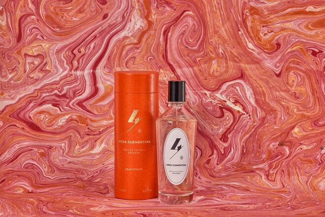 Agua de Colonia 4: Clementina, 125 ml, €85, Claus Porto. O aroma inclui bergamota, limão, toranja e casca de tangerina combinada com lavanda, flores de laranjeira e petitgrain com musk.