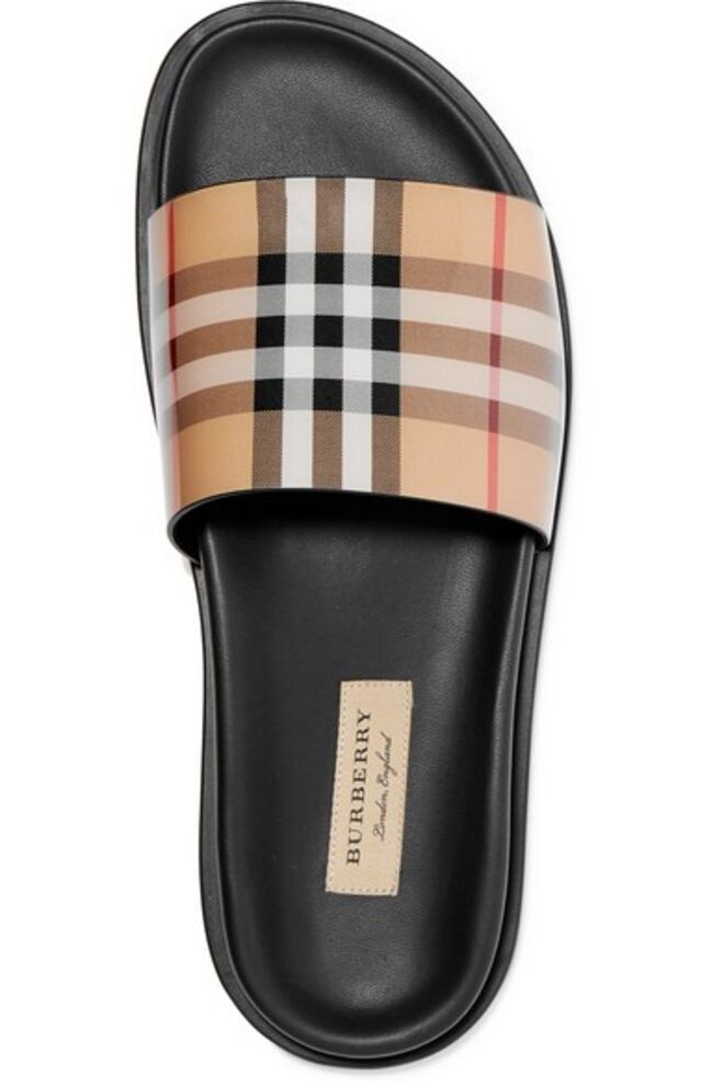 €330, Burberry, em Net-a-Porter