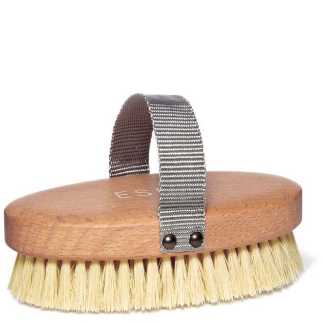 Body brushing. Escova para body brushing, €24, Espa (Lookfantastic.pt)