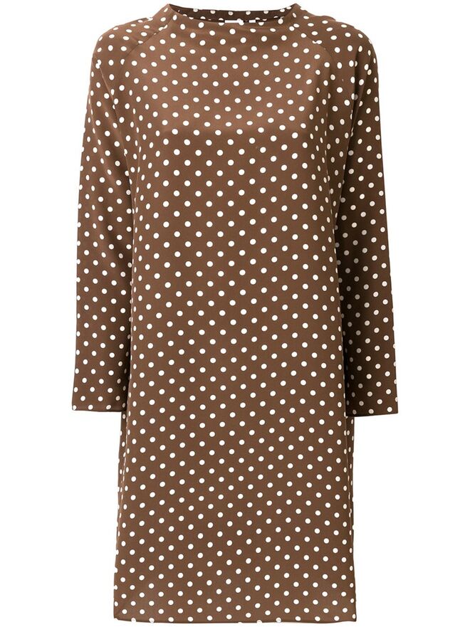Polka dot print dress, €414, Aspesi, em www.farfetch.com
