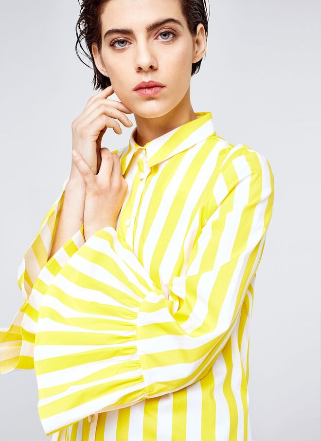 Camisa, €69, Uterqüe