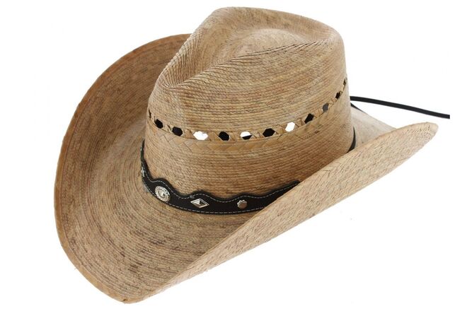 Chapéu em palhinha, €59, em chapellerie-traclet.com