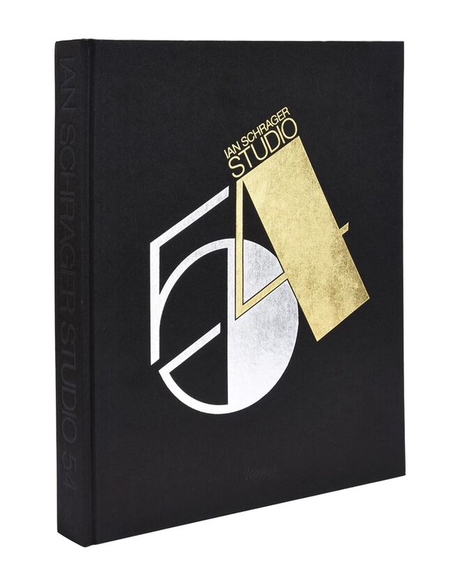 Livro Studio 54, de Ian Berry, €79, Rizzoli Internacional, em yoox.com 