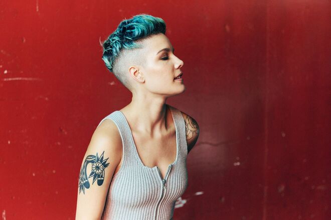 Halsey 