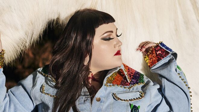 Beth Ditto vem a Portugal apresentar Fake Sugar, composto por 12 canções, no recém-inaugurado Cineteatro Capitólio, em Lisboa (a 7).
