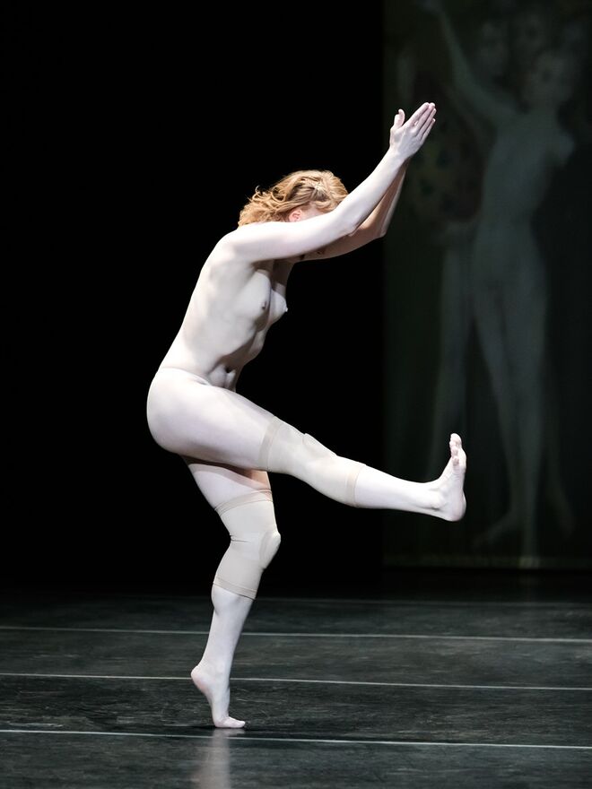 Dançarina Lucy M. May | Coreografia Marie Chouinard