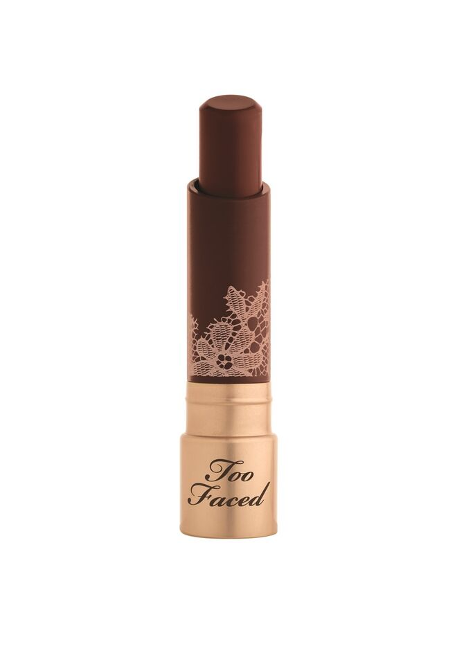 Batons Natural Nudes no tom Indecent Proposal, €25,55, Too Faced, na Sephora 