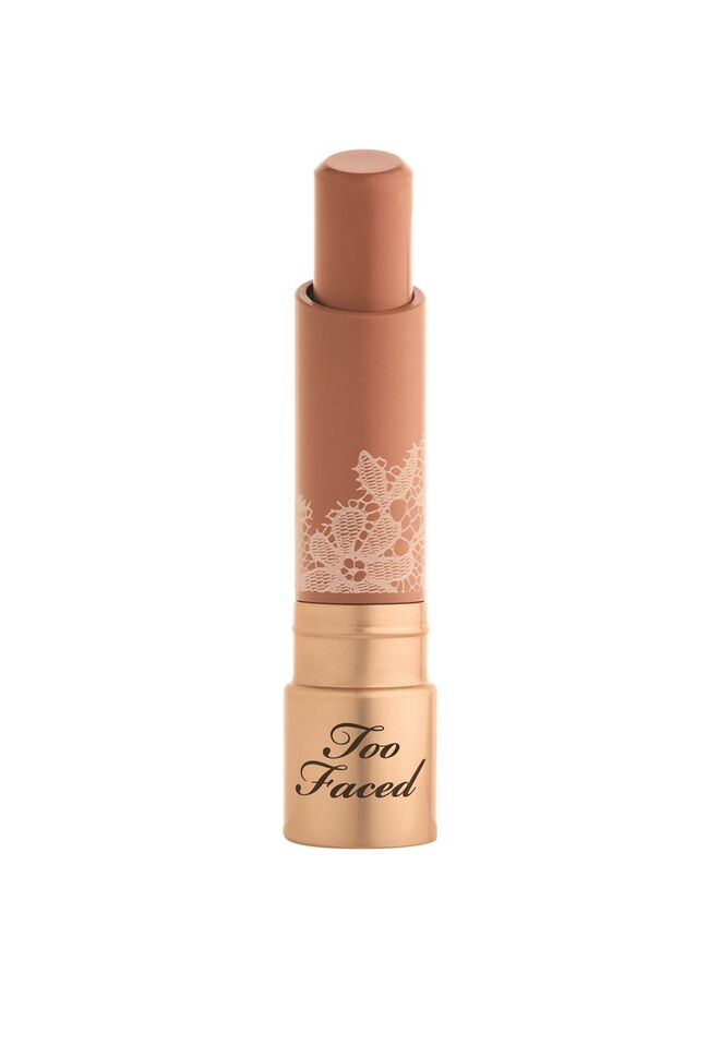 Batons Natural Nudes no tom Skinny Dippin, €25,55, Too Faced, na Sephora 