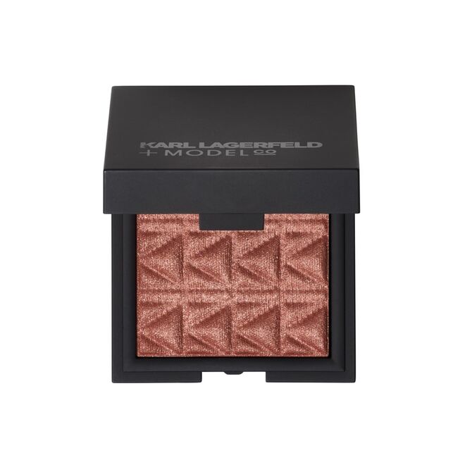 Karl Lagerfeld + ModelCo Luxe Highlight and Glow no tom Nude Pink, edição limitada, €35,95, ModelCo, na Douglas