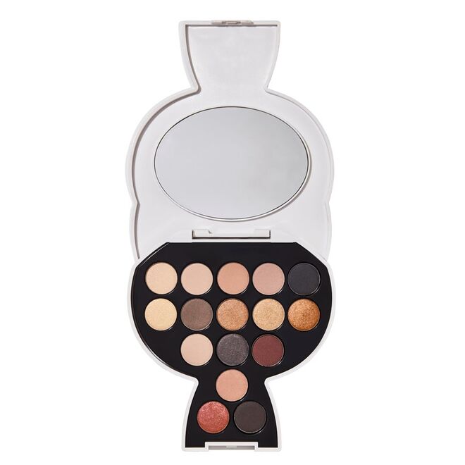 Karl Lagerfeld + ModelCo Choupette Collectable Eyeshadow Palette no tom Smokey Burgundy, edição limitada, €54,95, ModelCo, na Douglas