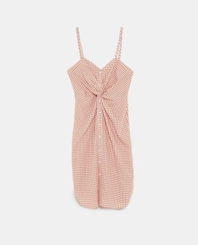 Vestido com nó, €39,95, Zara