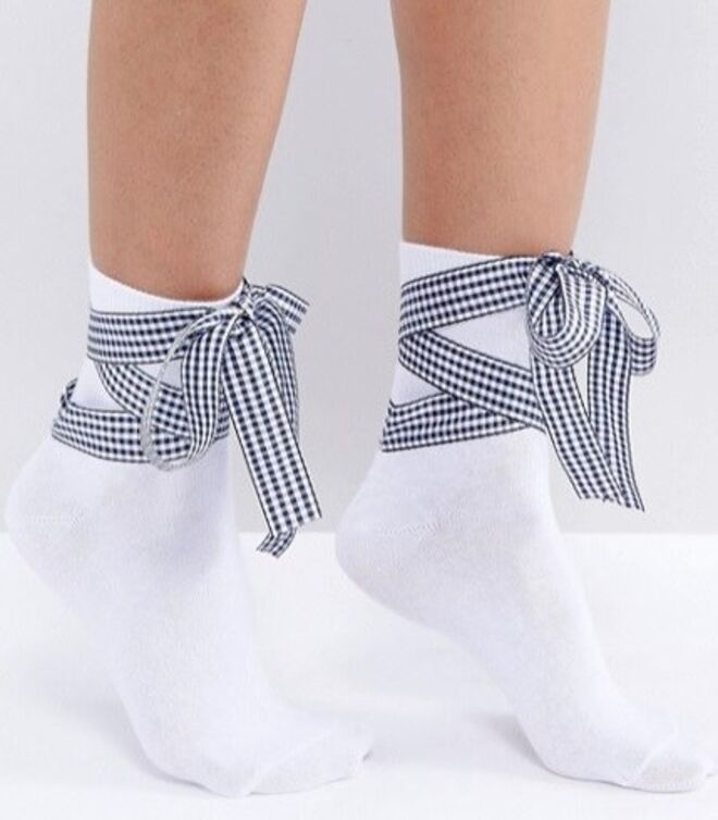 Meias com fita, €6,49, Asos.com