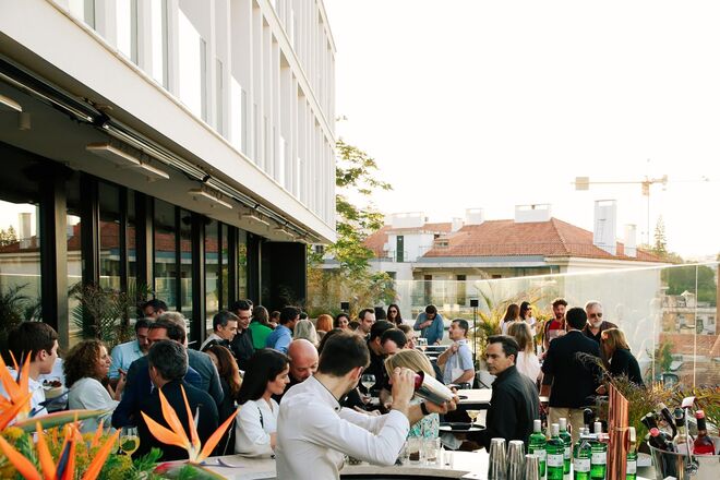 Às quintas, sextas e sábados, o Terraço do Café Príncipe Real contará com um DJ das 17h às 23h