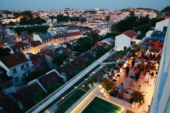 A vista de Lisboa e o Terraço do Café Príncipe Real