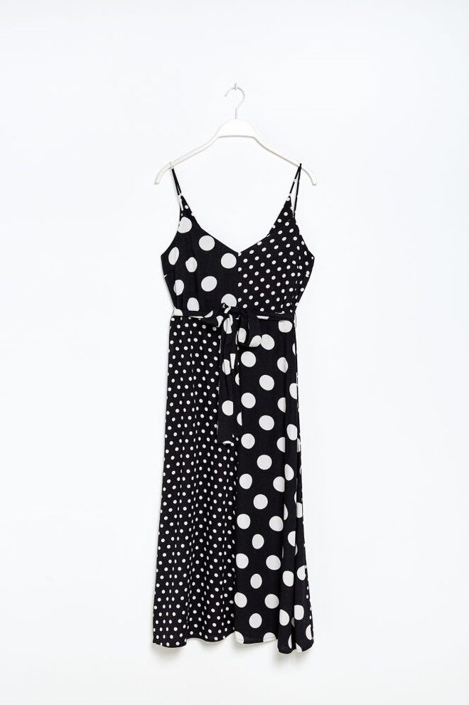 Vestido midi às bolinhas, €19,99, Sfera