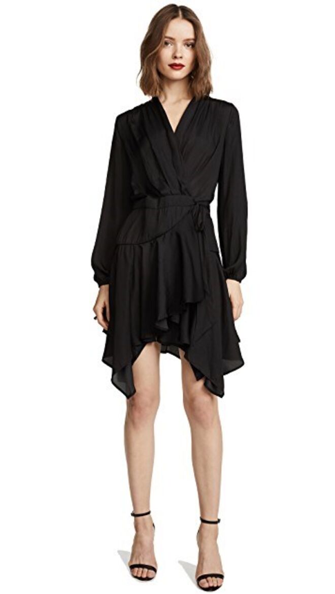 Vestido de seda com mangas, €124, dRA, shobop.com