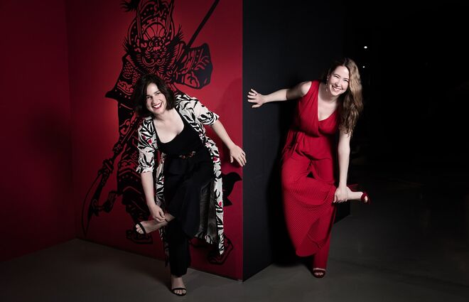 Sofia Lopes (curadora do Museu do Oriente) e Joana Belard da Fonseca (atualmente diretora-adjunta do Museu do Oriente).