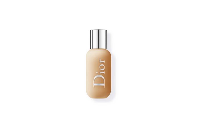 Dior Backstage Face & Body Foundation no tom 4 Warm Olive, €40, Dior