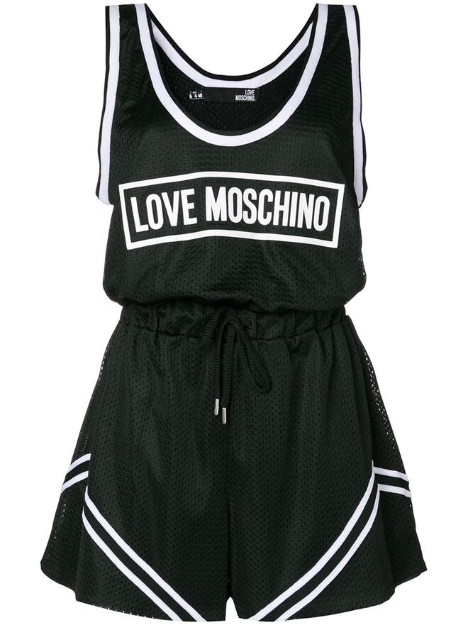 Moschino, €264, em farfetch.com