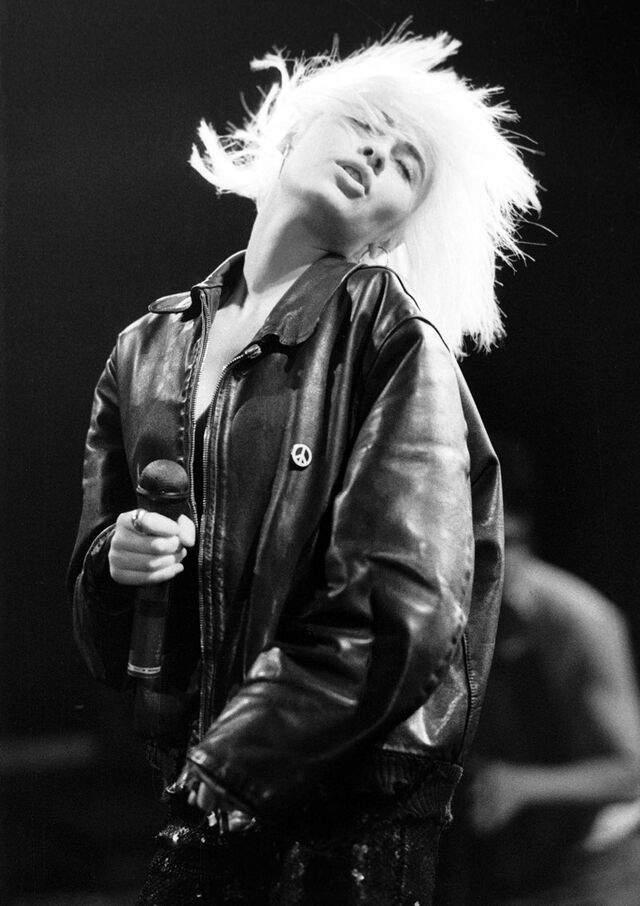 Wendy James dos Transvision Vamp, em 1989