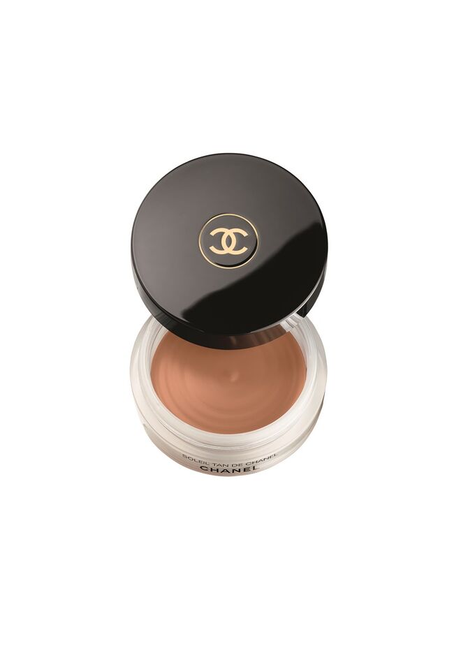 Bronzer Soleil Tan, €40 , Chanel