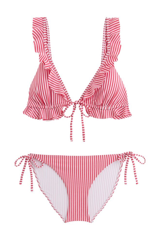 Triângulo ou Pera | Bíquini às riscas parte de cima triangular, €17,99, parte de baixo com atilho, €12,99, Oysho