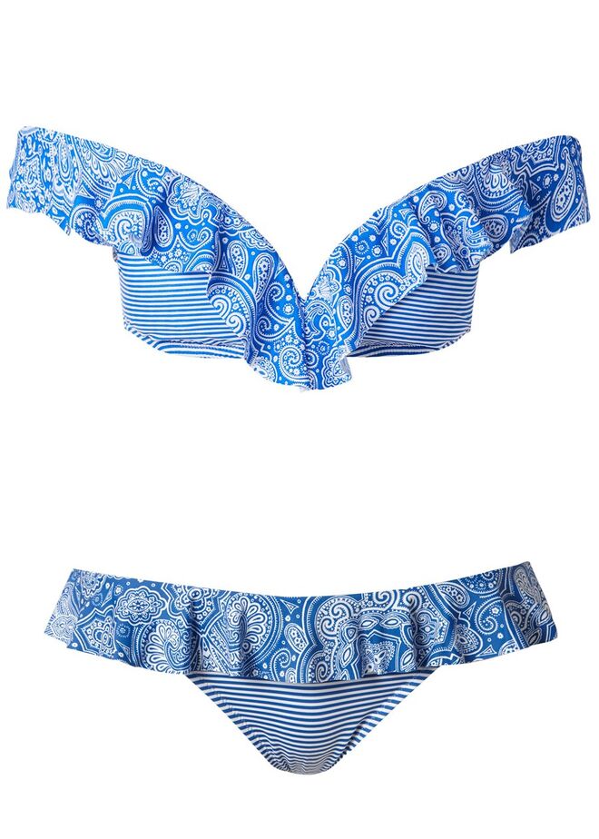 Ampulheta | Biquíni com dois padrões parte de cima, €30, parte de baixo, € 15, Calzedonia 