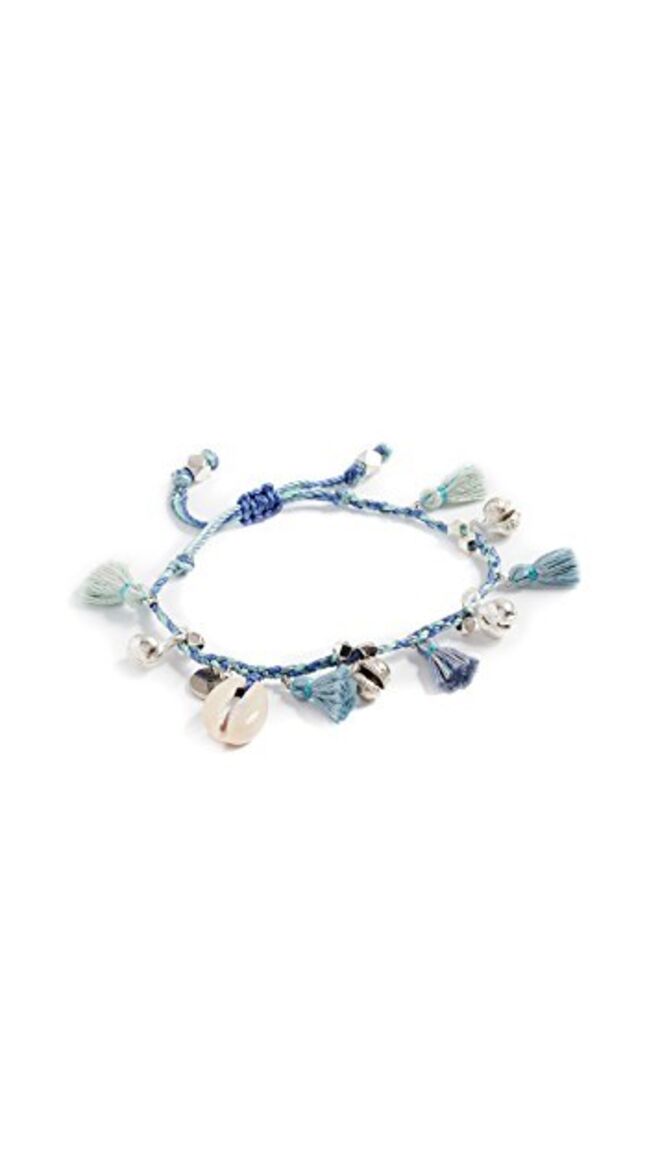 Bracelete com concha, €46,94, Chan Luu, shopbop.com