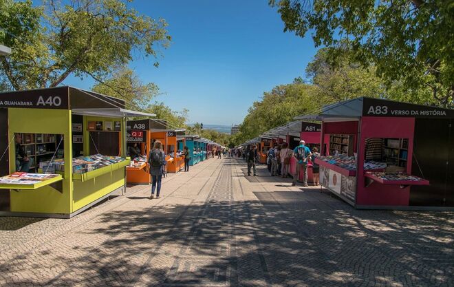 Ir à Feira do Livro