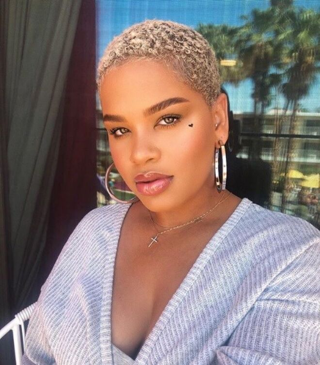 5. Desenho na têmpora 