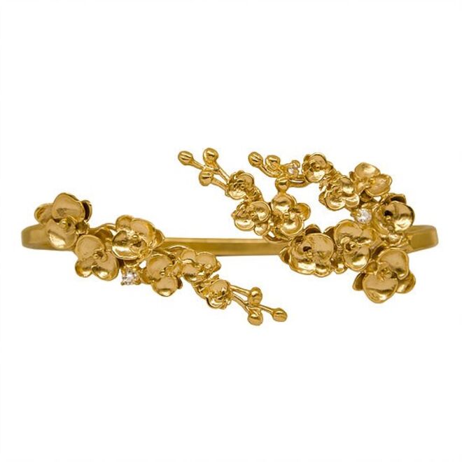 Pulseira de mão em prata, €150, Carolina Curado