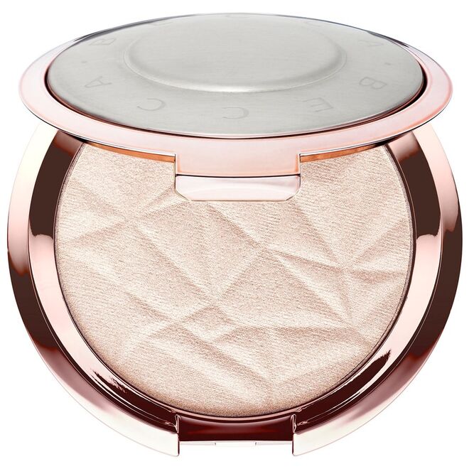 Iluminador em pó Shimmering Skin Perfector, €38,95, Becca, Sephora 