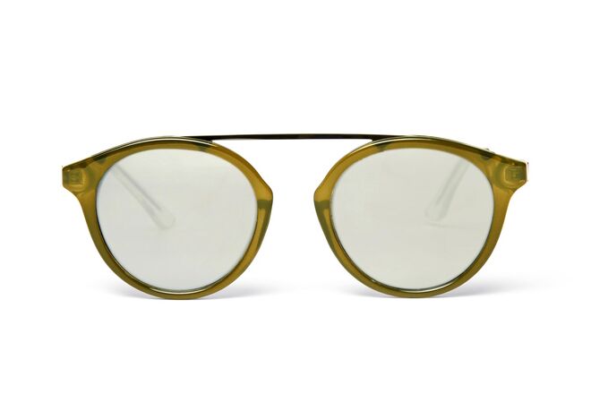 Óculos, €19,99, Mango