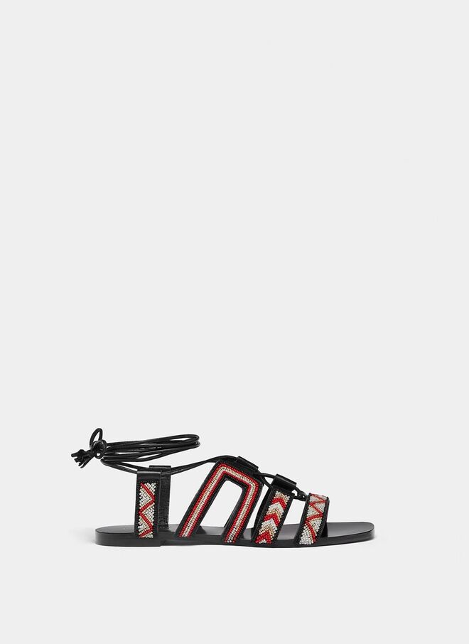 Sandálias, €79, Uterqüe 