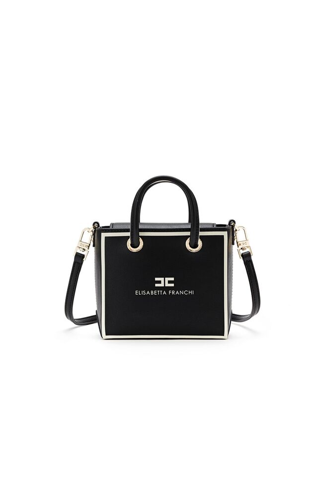 Carteira 18/22, €190, Elisabetta Franchi