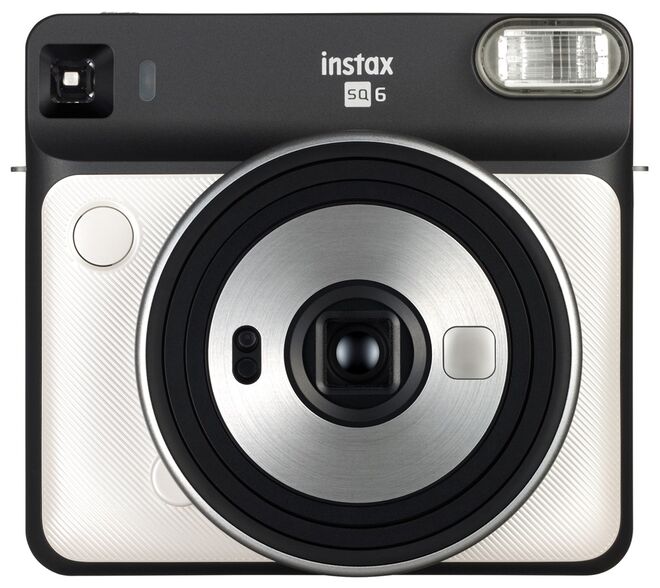 Câmara analógica Instax Square SQ6, €139, Fujifilm 