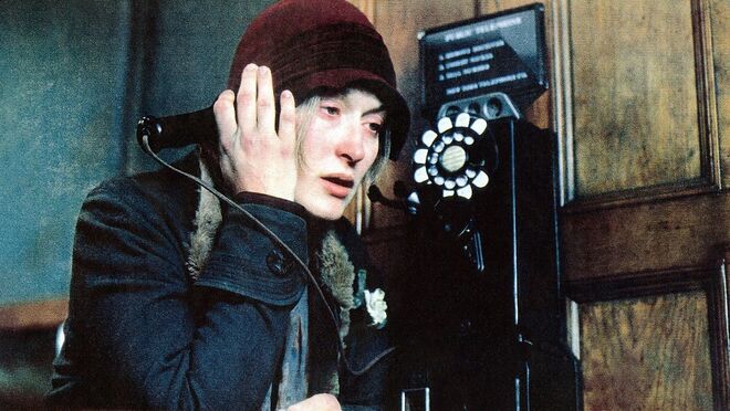 Meryl Streep em Estranhos na Mesma Cidade (1987)