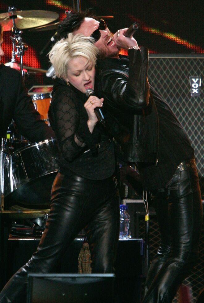 Cyndi Lauper e Scott Weiland